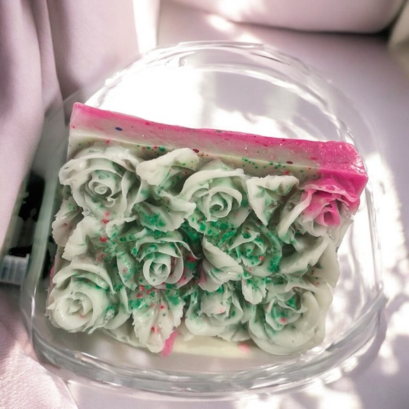 CUSTOM REQUEST HANDMADE SOAPS!!! 🧼 - Picture 9 of 16